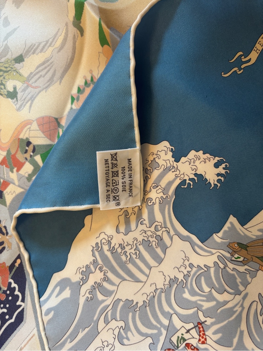AUTH HERMES FRANCE BLUE BEIGE ACADEMIA HIPPICA HORSE SILK SCARF 90 CM W/ BOX - Picture 5 of 5